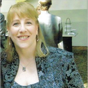 Meet your Posher, Eva